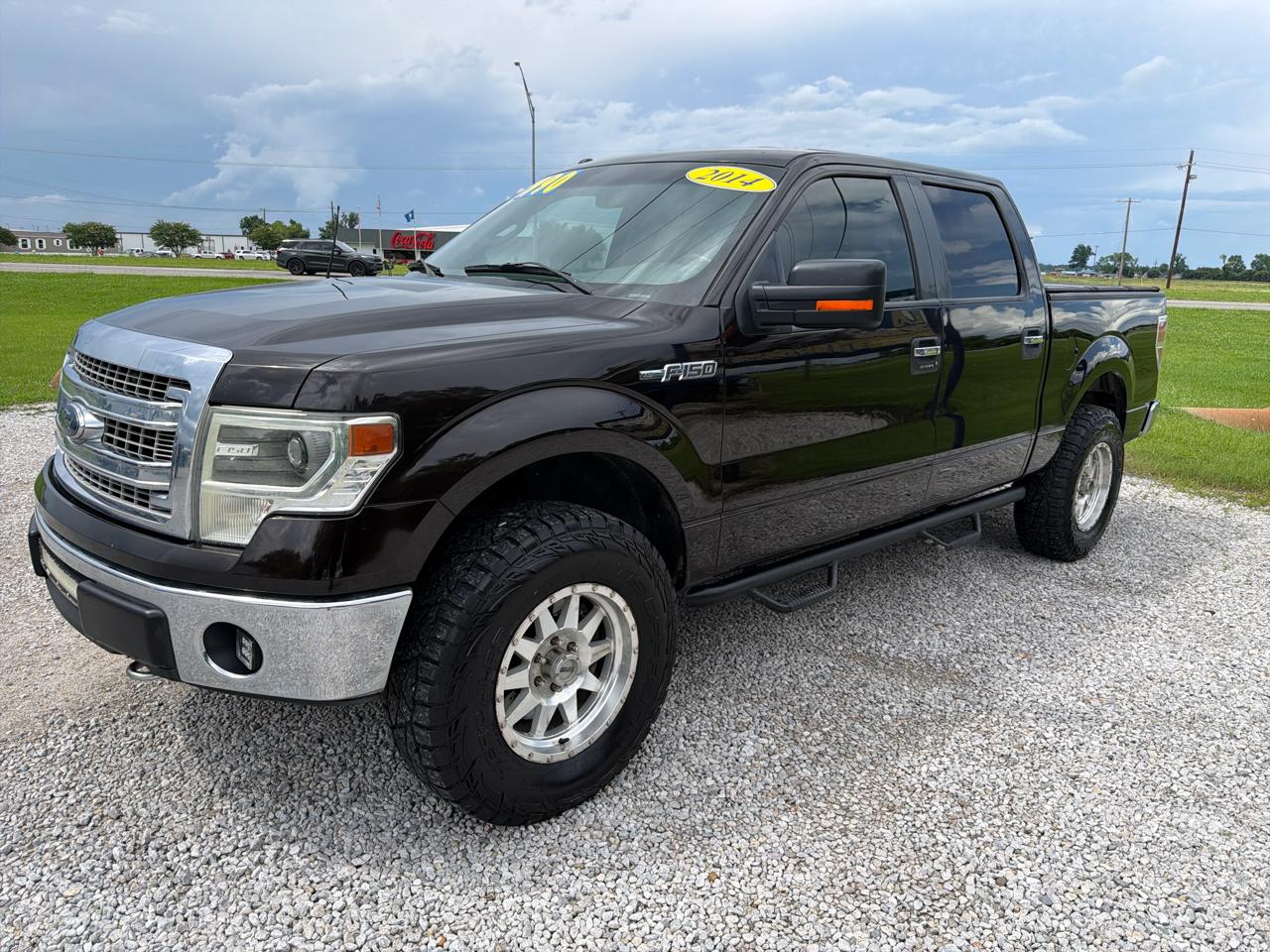 Ford F-150 4WD SuperCrew 145" XLT 2014