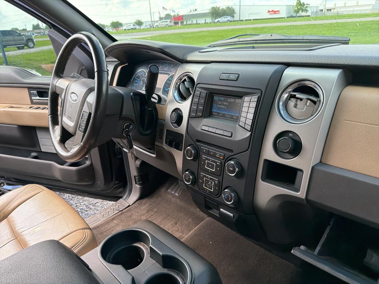 Ford F-150 4WD SuperCrew 145" XLT 2014
