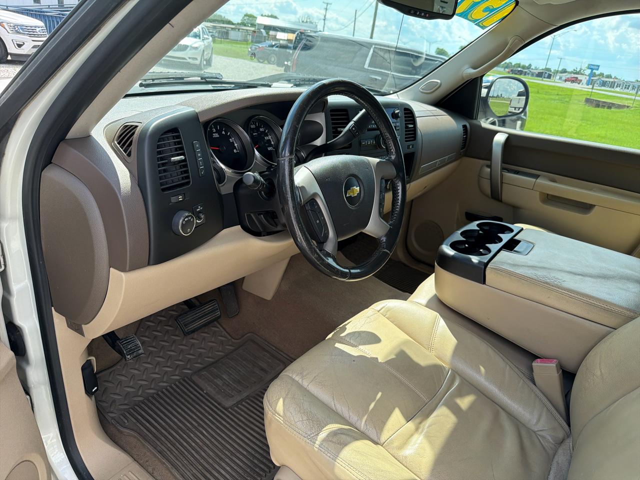 Chevrolet Silverado 1500 1LT Crew Cab 4WD 2013