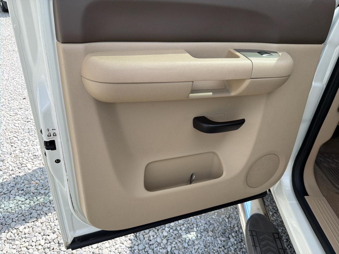Chevrolet Silverado 1500 1LT Crew Cab 4WD 2013