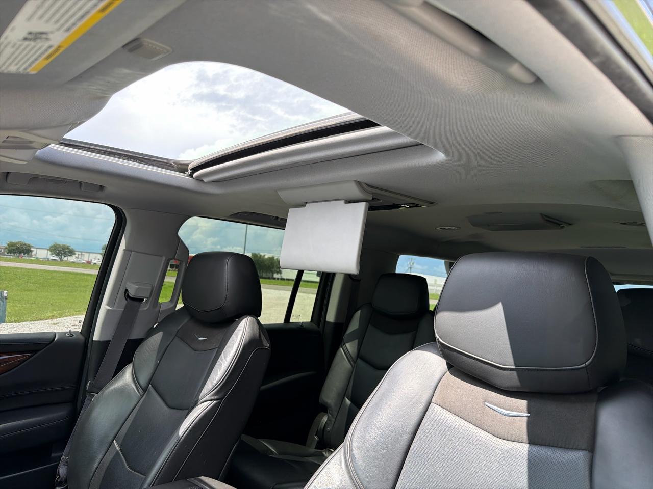 Cadillac Escalade ESV 2WD Premium 2015