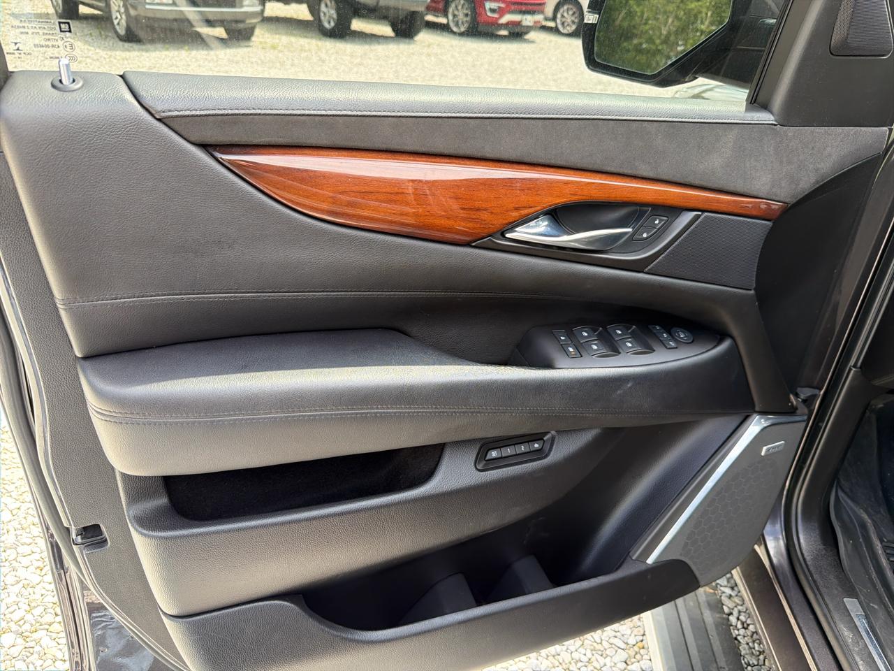 Cadillac Escalade ESV 2WD Premium 2015