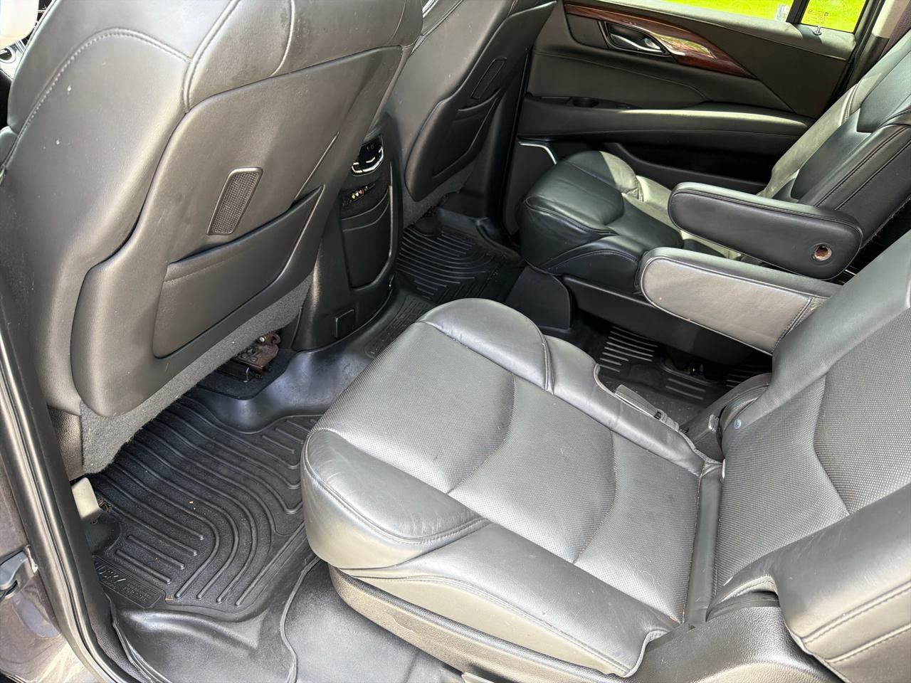 Cadillac Escalade ESV 2WD Premium 2015