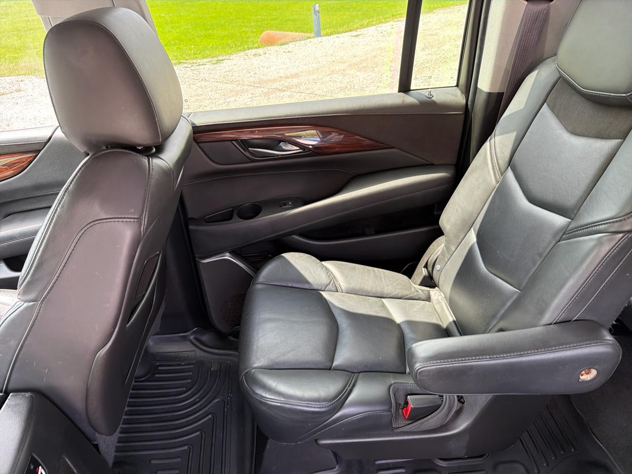Cadillac Escalade ESV 2WD Premium 2015