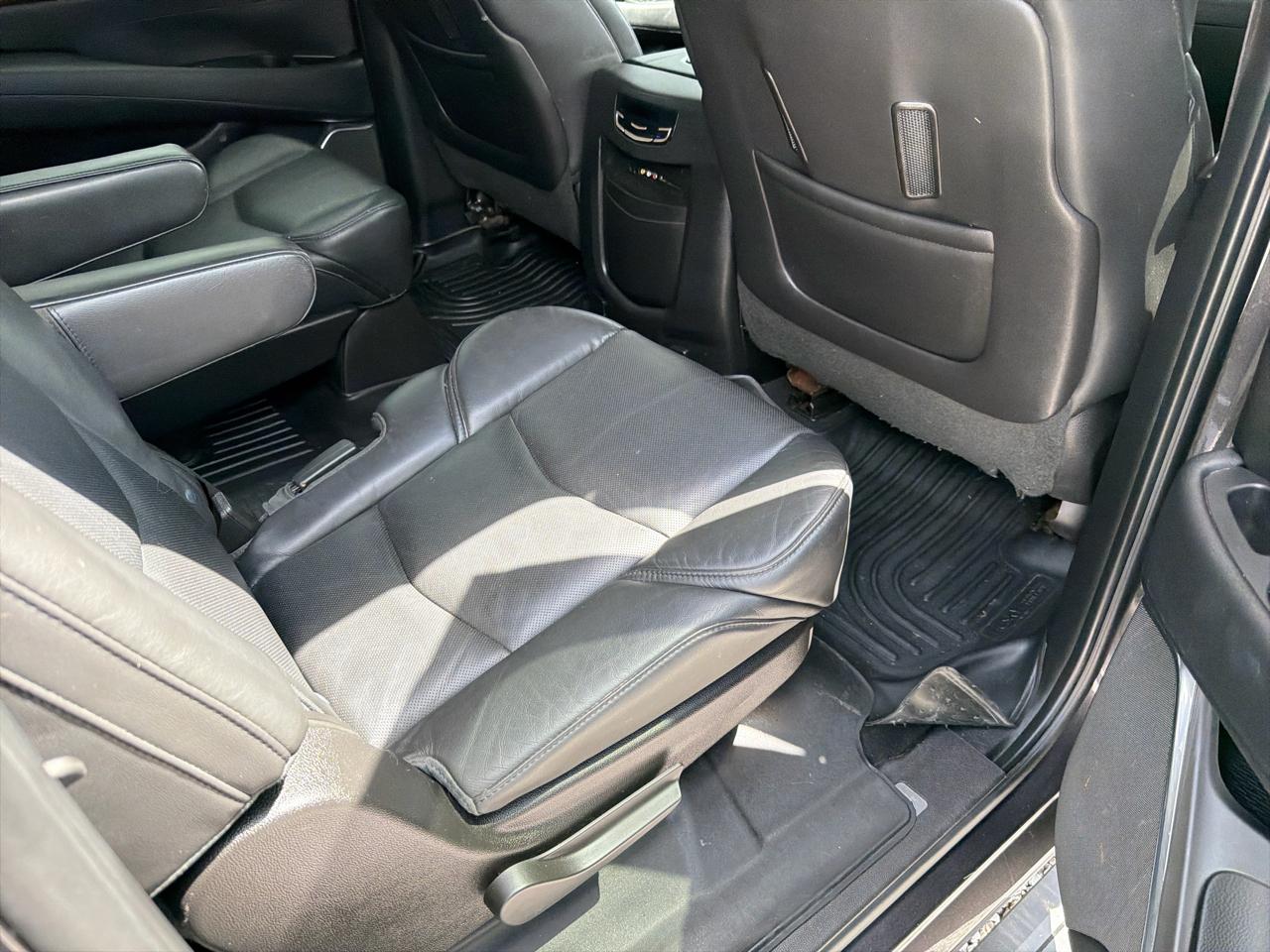 Cadillac Escalade ESV 2WD Premium 2015