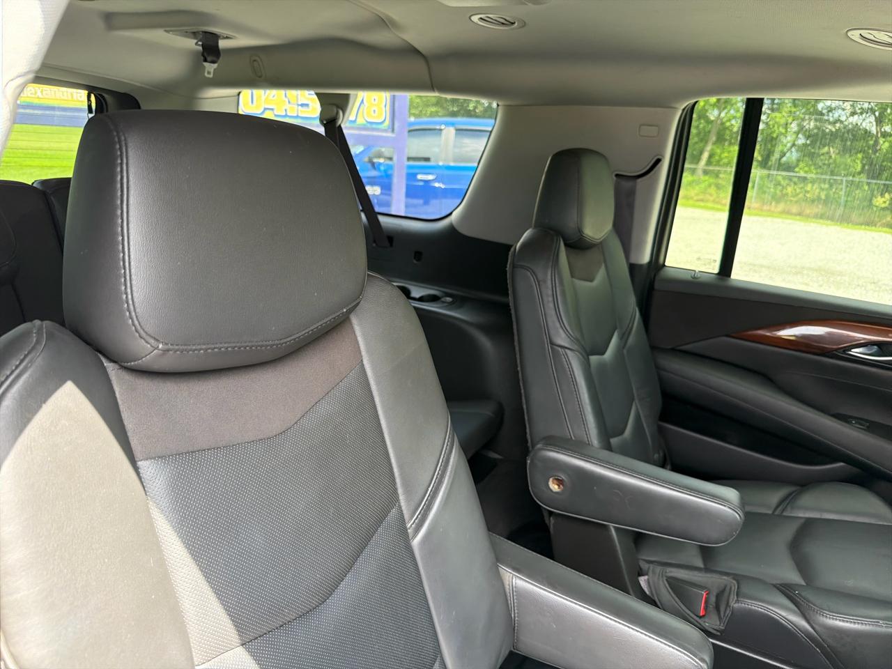 Cadillac Escalade ESV 2WD Premium 2015