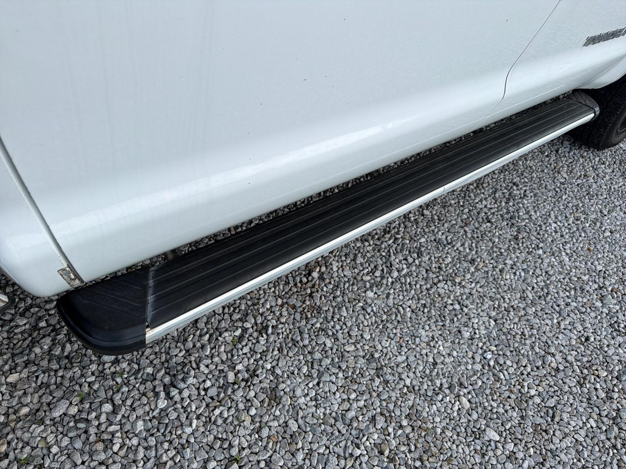 Toyota Tundra 4.6L V8 2WD 2012