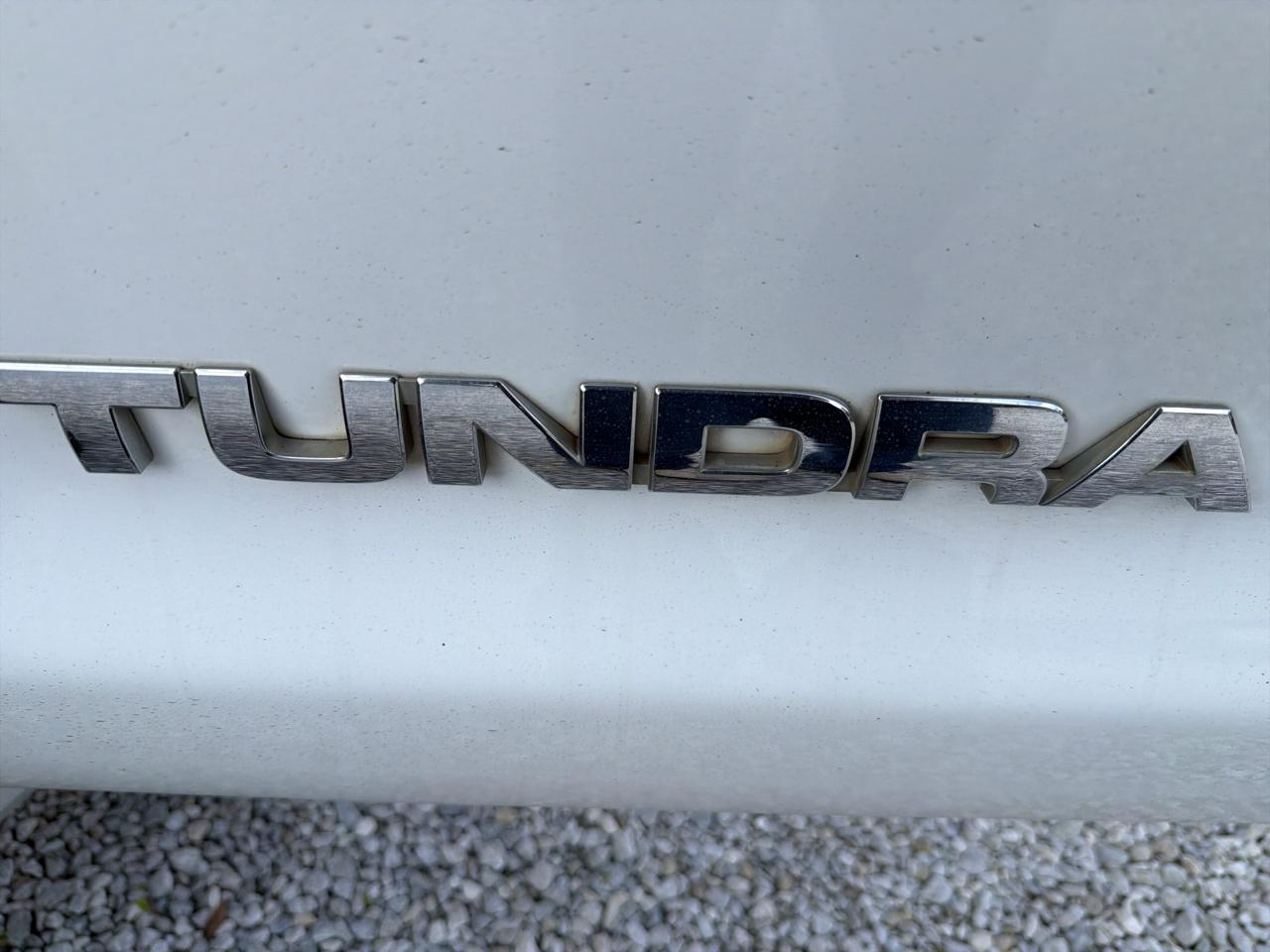 Toyota Tundra 4.6L V8 2WD 2012