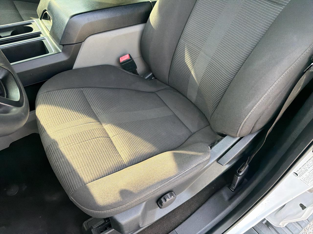 Ford F-150 2WD SuperCrew 145" STX 2018