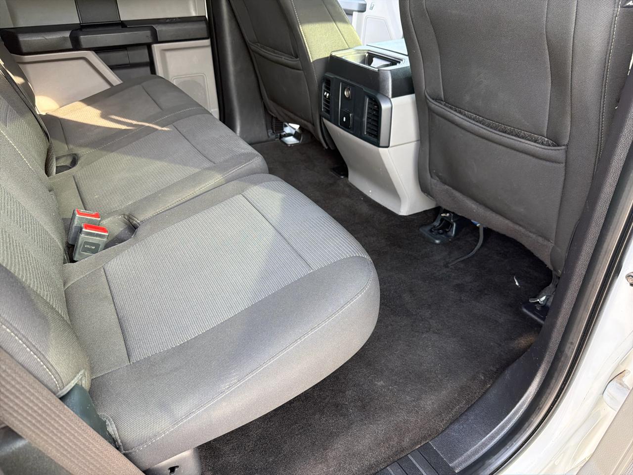 Ford F-150 2WD SuperCrew 145" STX 2018