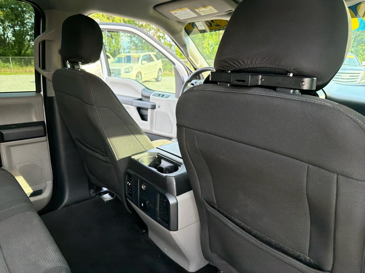 Ford F-150 2WD SuperCrew 145" STX 2018