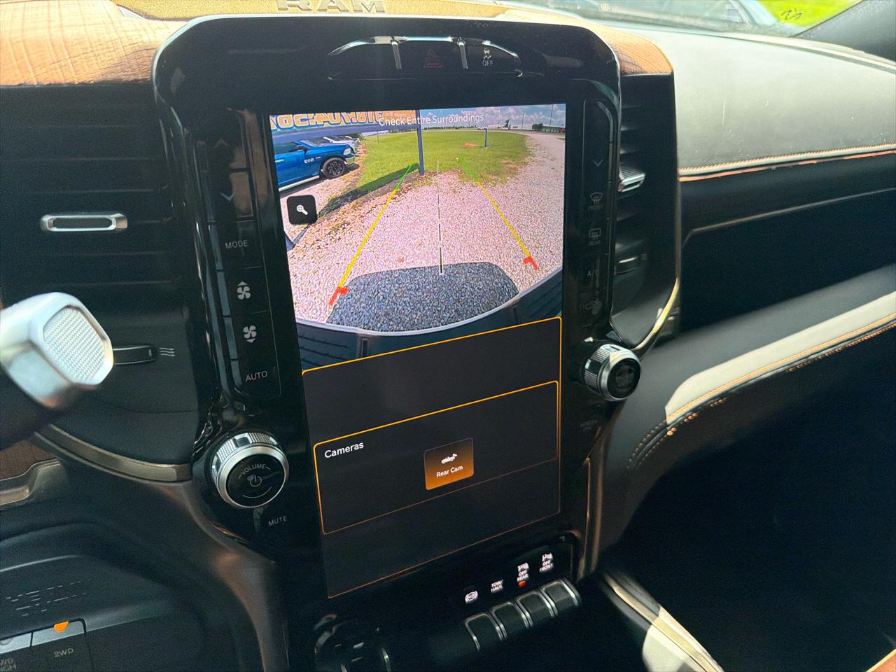 RAM 2500 Longhorn Mega Cab 4WD 2024