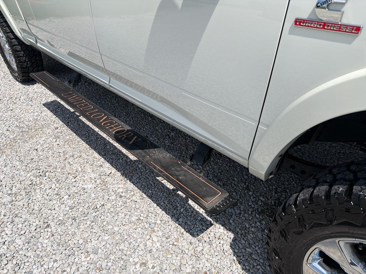 RAM 2500 Longhorn Mega Cab 4WD 2024