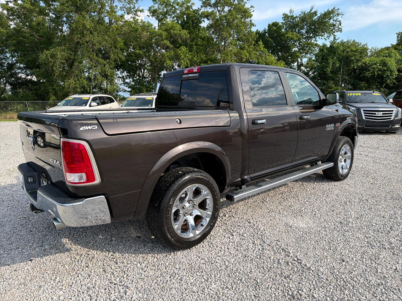 RAM 1500 Laramie Crew Cab SWB 4WD 2017