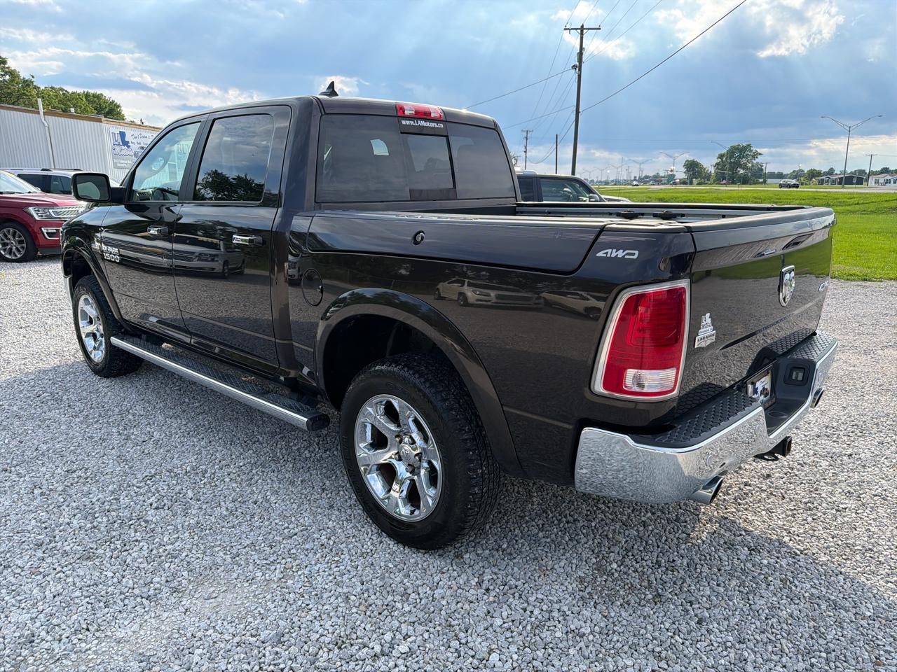 RAM 1500 Laramie Crew Cab SWB 4WD 2017