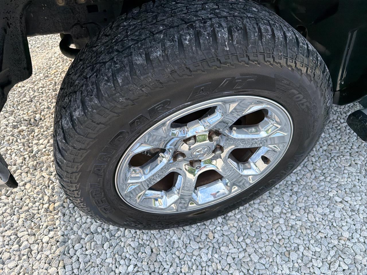 RAM 1500 Laramie Crew Cab SWB 4WD 2017