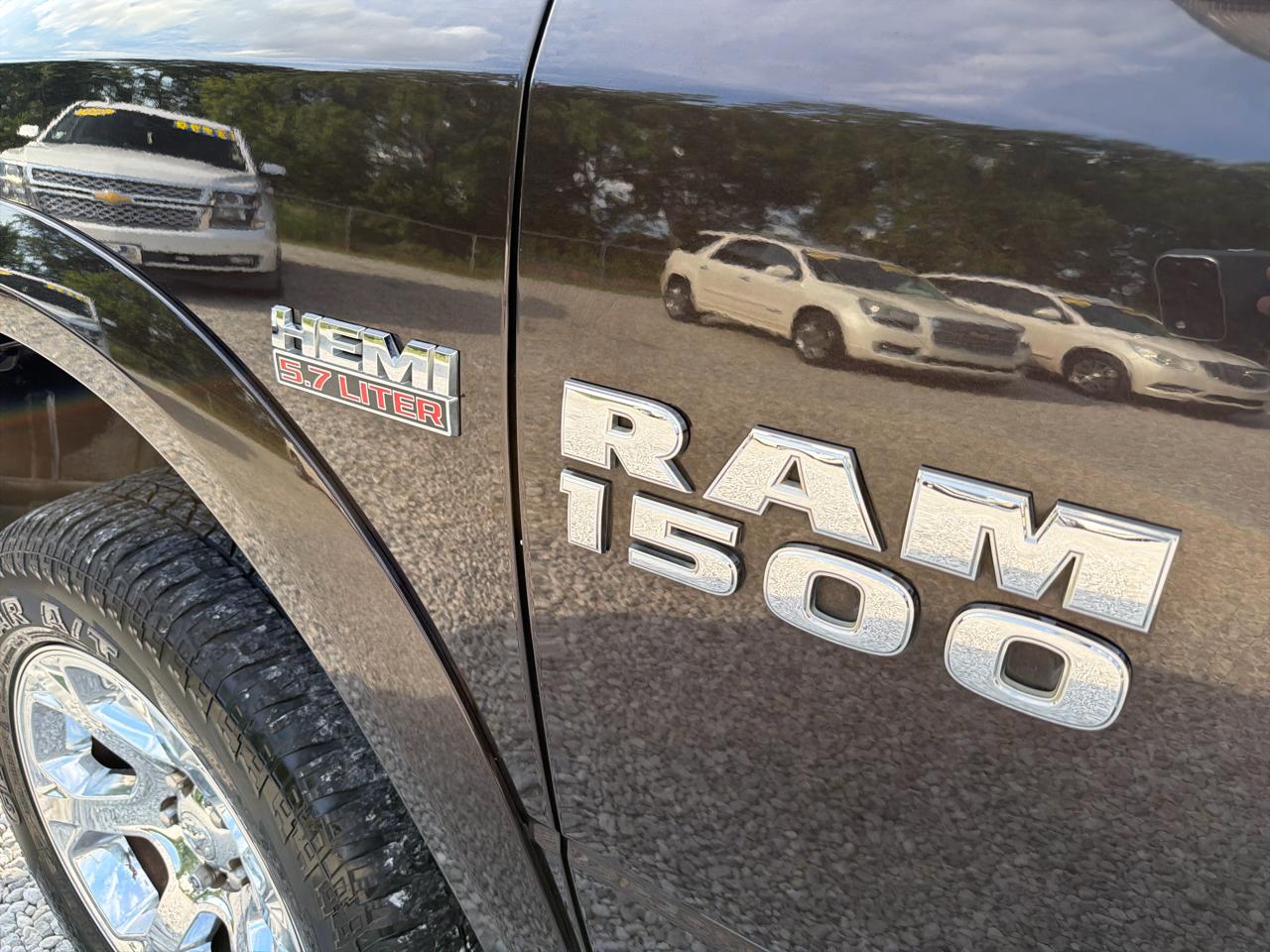 RAM 1500 Laramie Crew Cab SWB 4WD 2017