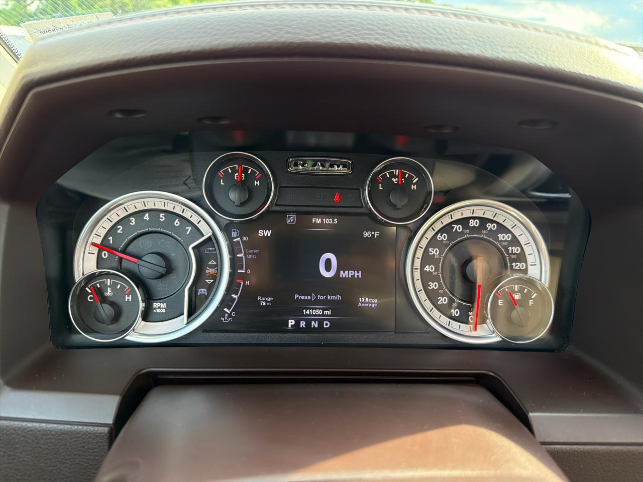 RAM 1500 Laramie Crew Cab SWB 4WD 2017