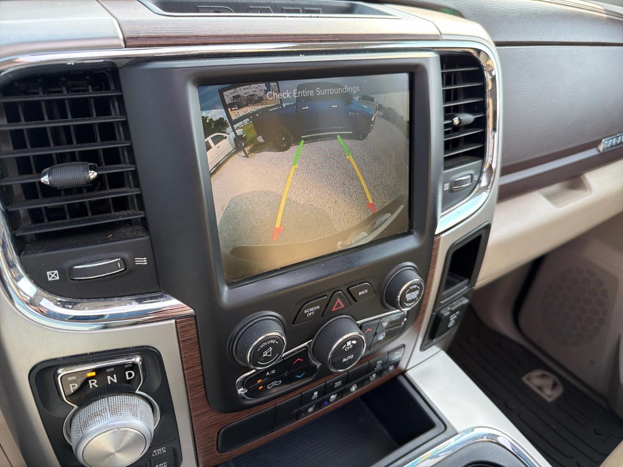 RAM 1500 Laramie Crew Cab SWB 4WD 2017