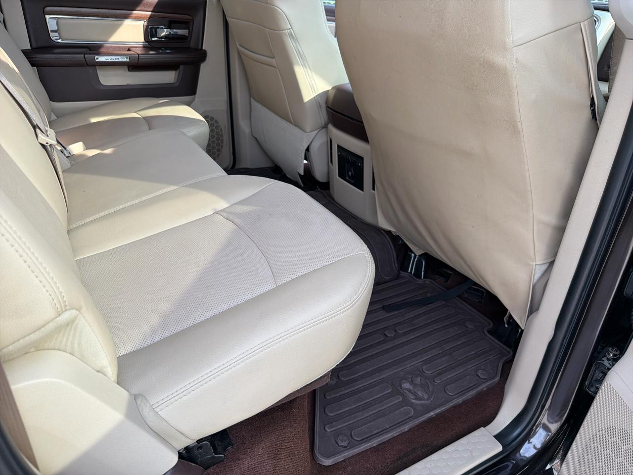 RAM 1500 Laramie Crew Cab SWB 4WD 2017