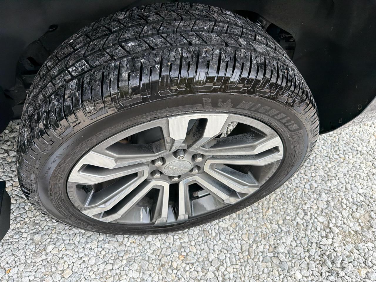 GMC Yukon Denali 2WD 2019