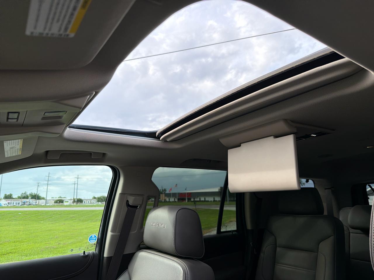 GMC Yukon Denali 2WD 2019