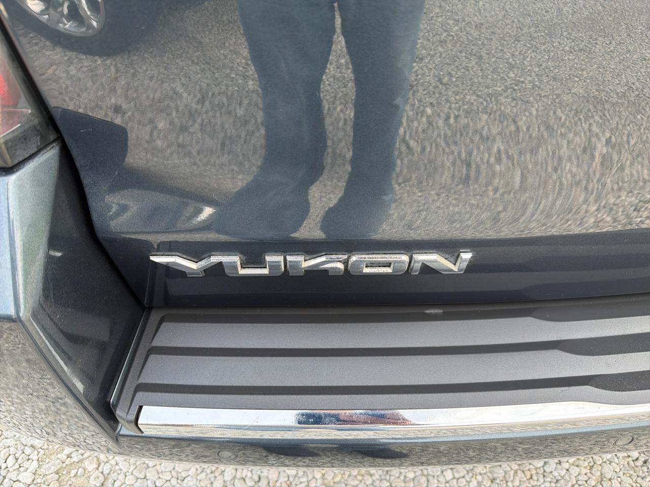 GMC Yukon Denali 2WD 2019