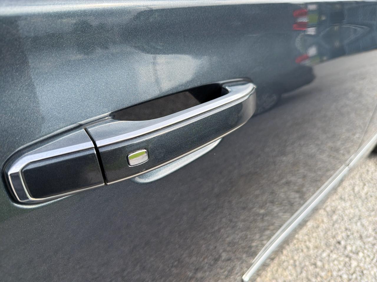 GMC Yukon Denali 2WD 2019