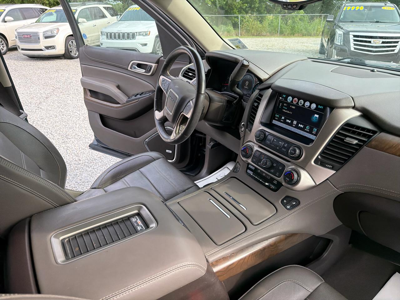 GMC Yukon Denali 2WD 2019