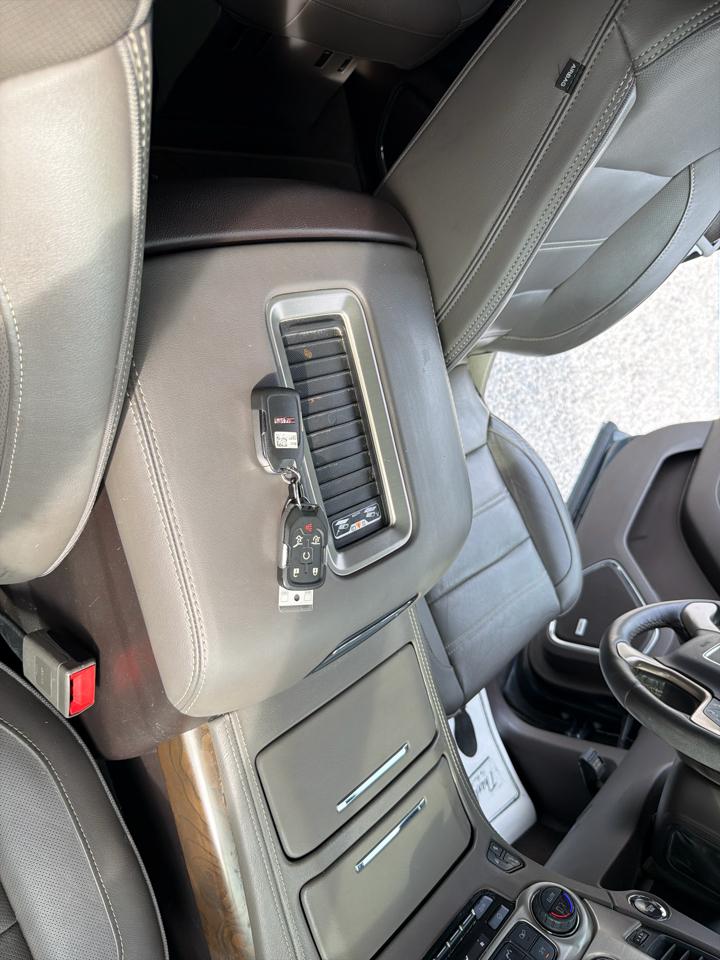 GMC Yukon Denali 2WD 2019