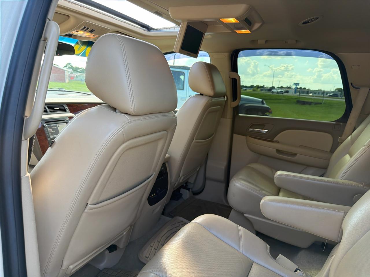 Chevrolet Tahoe LTZ 2WD 2012