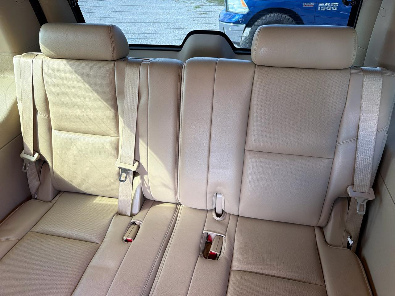 Chevrolet Tahoe LTZ 2WD 2012
