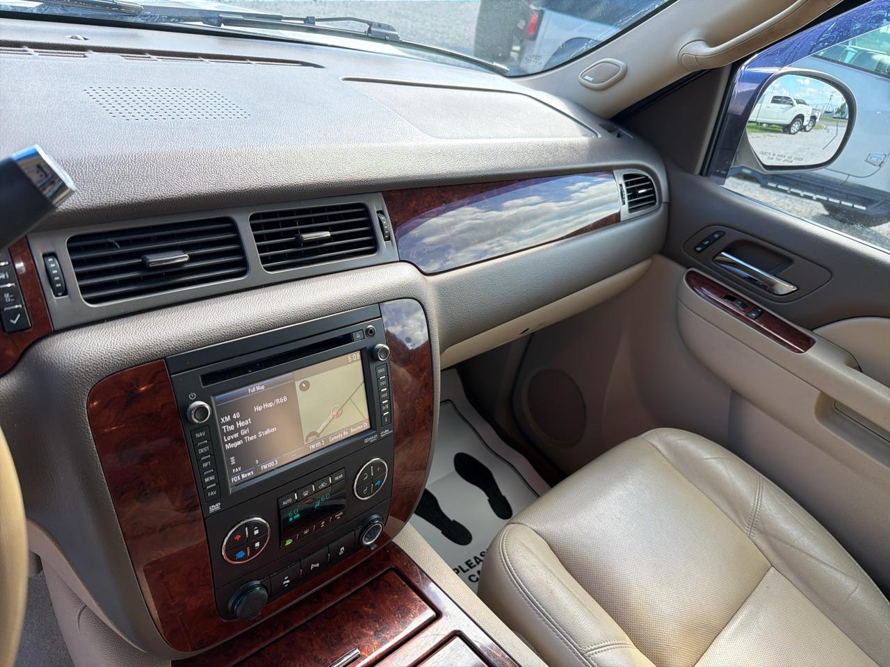 Chevrolet Tahoe LTZ 2WD 2012