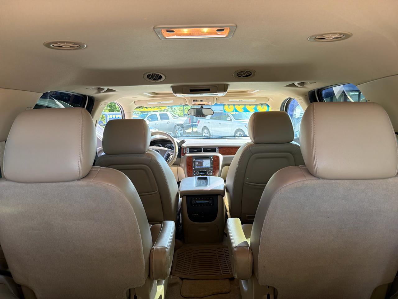 Chevrolet Tahoe LTZ 2WD 2012