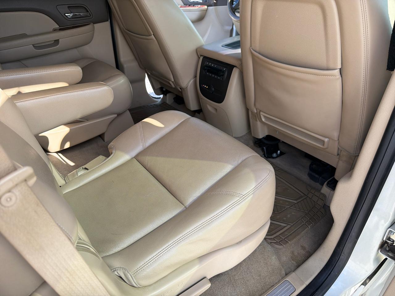 Chevrolet Tahoe LTZ 2WD 2012