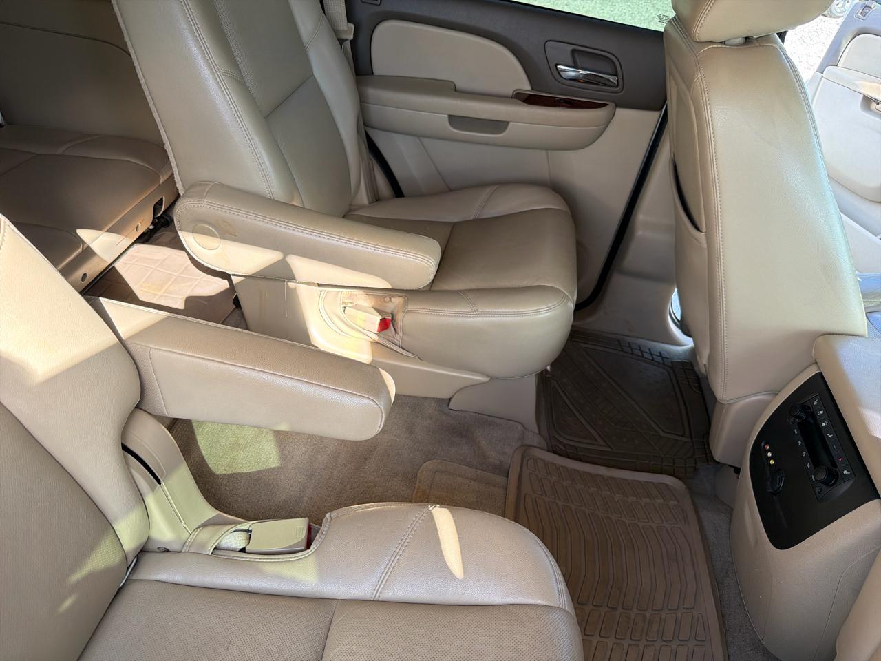 Chevrolet Tahoe LTZ 2WD 2012