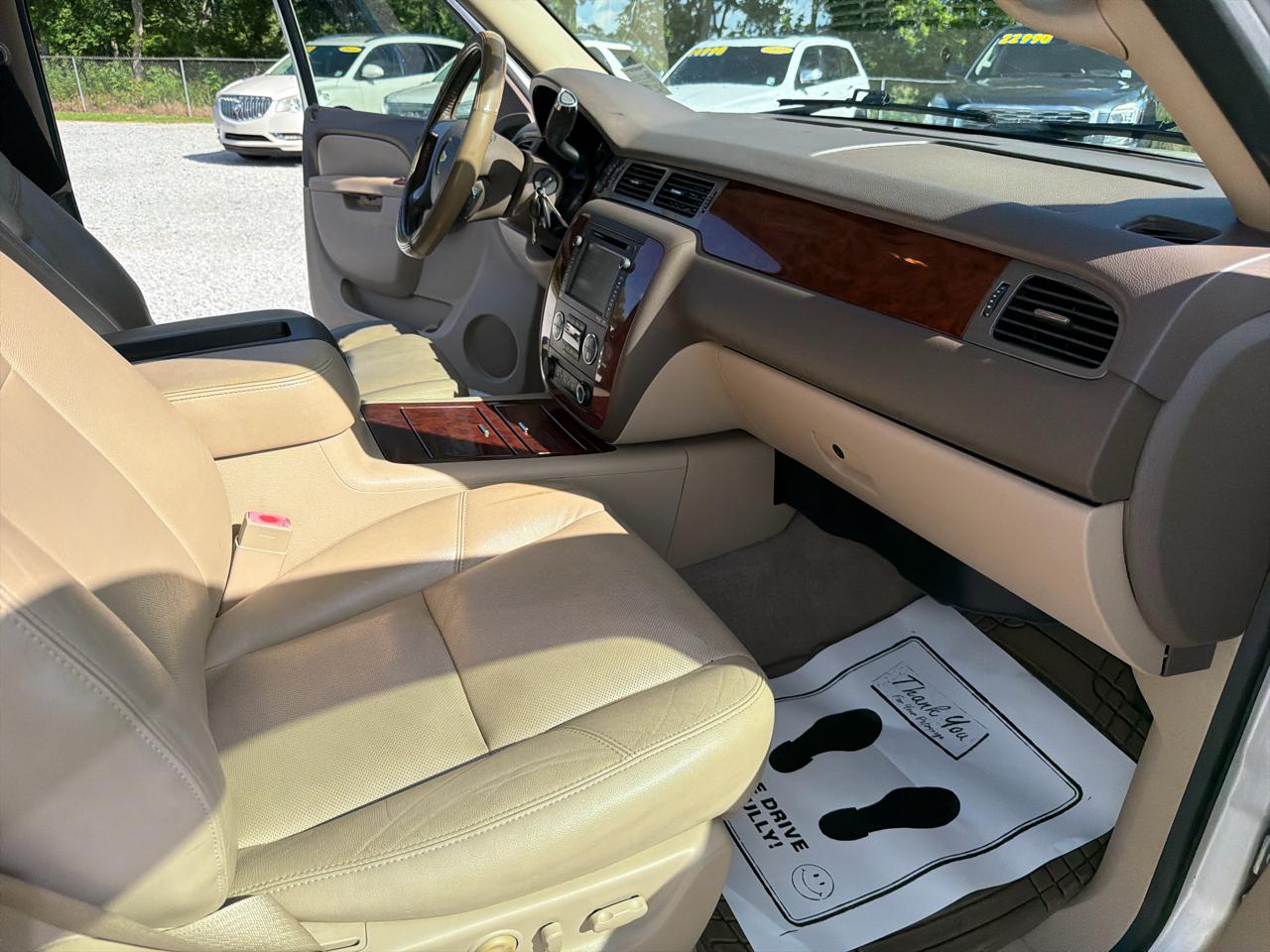 Chevrolet Tahoe LTZ 2WD 2012