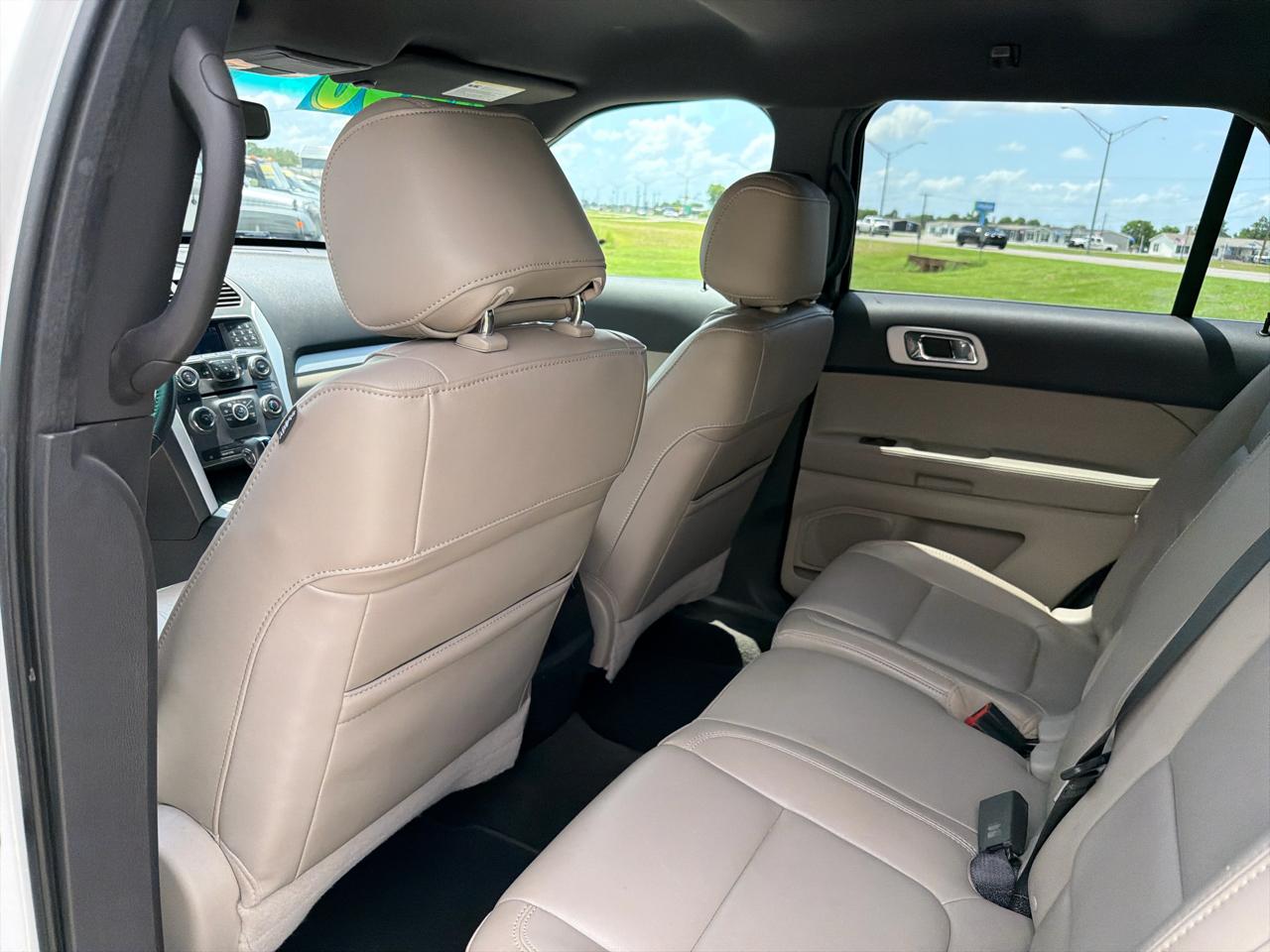Ford Explorer 2WD 4dr V6 XLT 2012