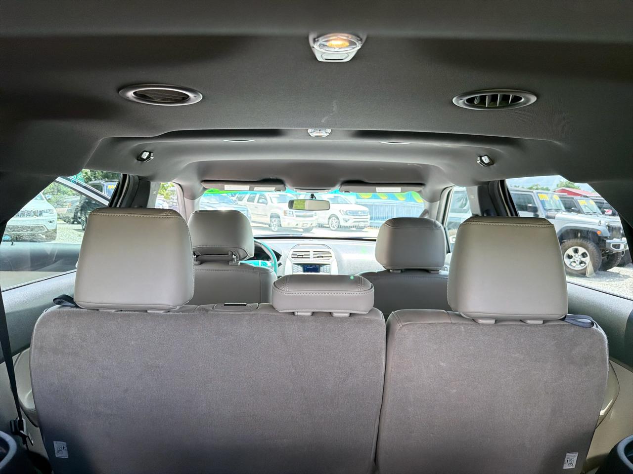 Ford Explorer 2WD 4dr V6 XLT 2012
