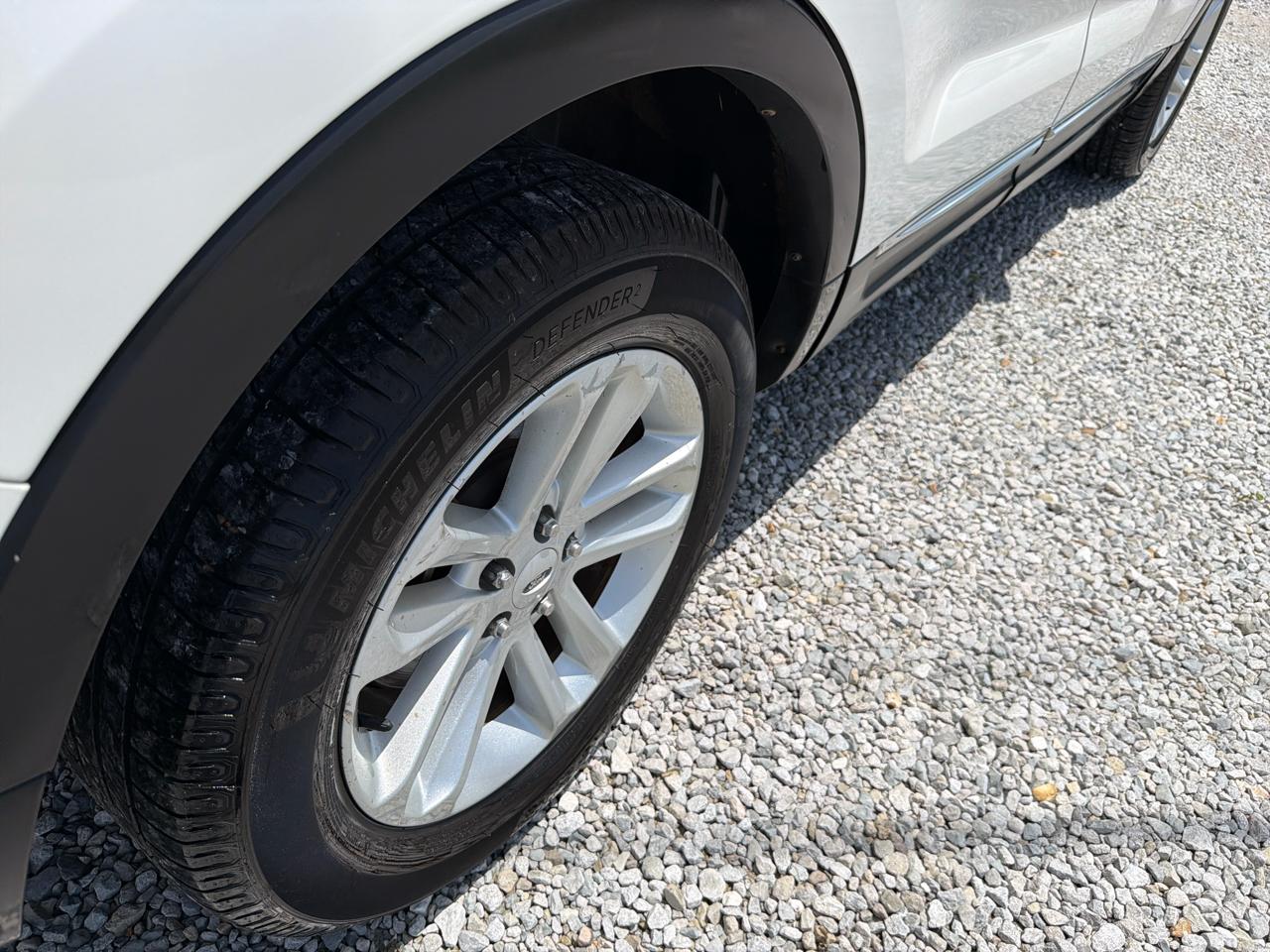 Ford Explorer 2WD 4dr V6 XLT 2012
