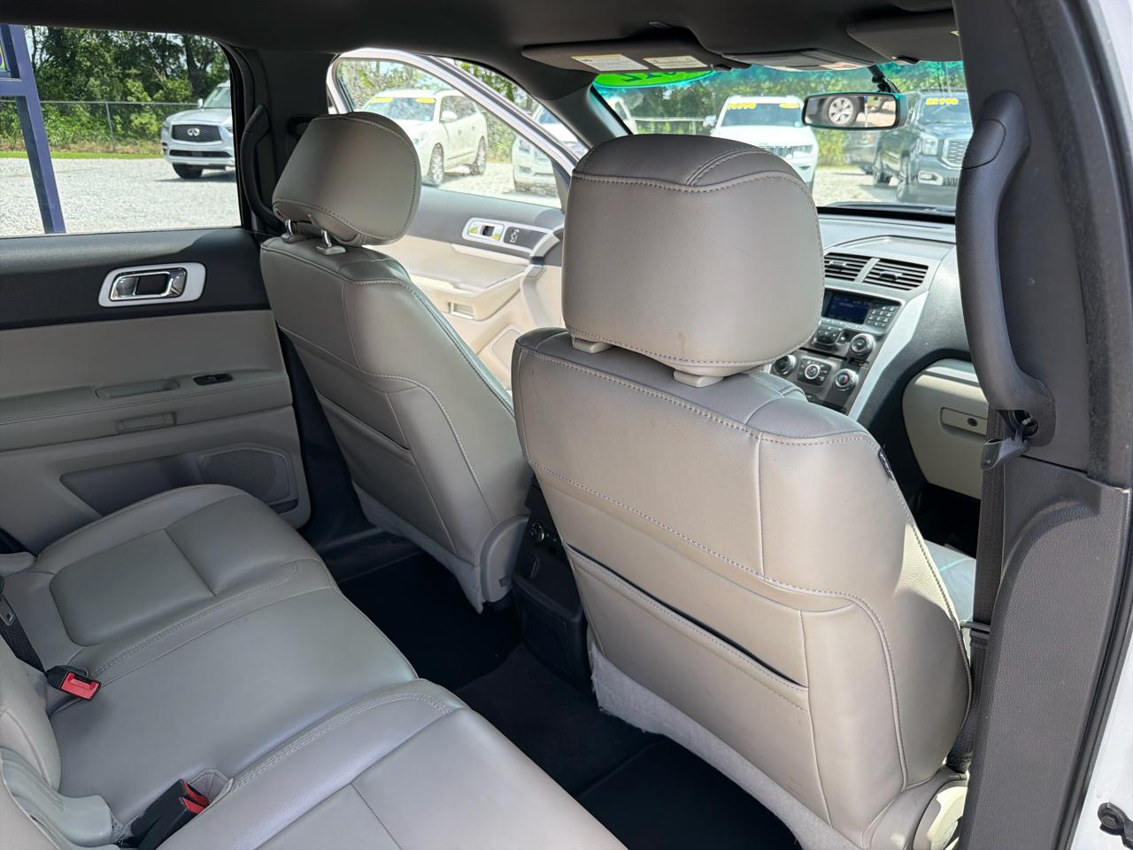 Ford Explorer 2WD 4dr V6 XLT 2012