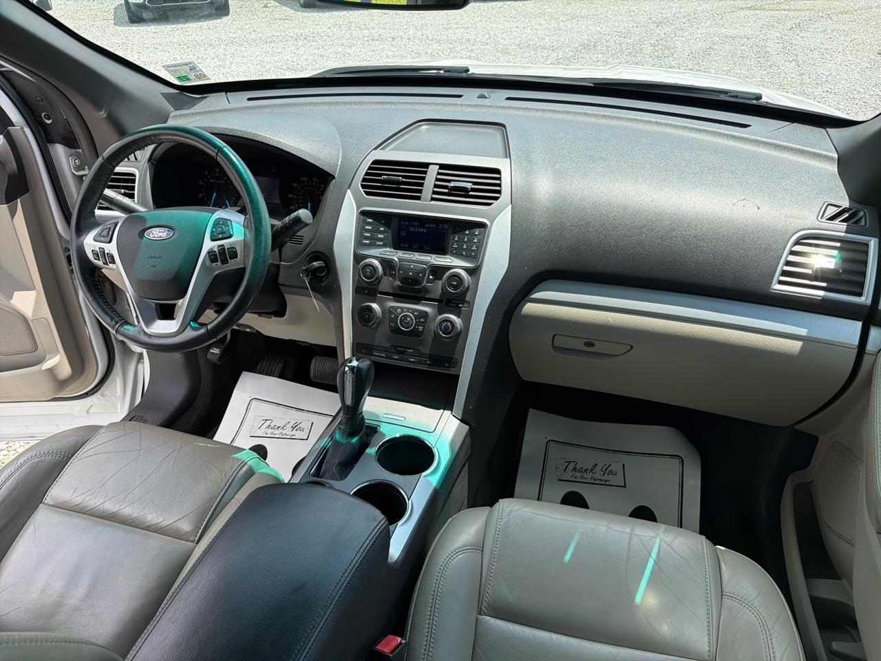 Ford Explorer 2WD 4dr V6 XLT 2012