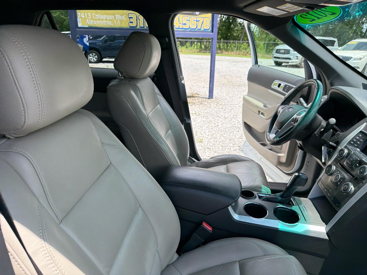 Ford Explorer 2WD 4dr V6 XLT 2012