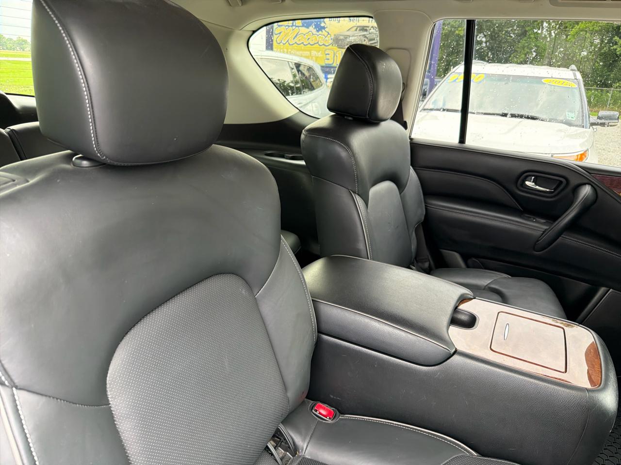 Infiniti QX80 LUXE 2019