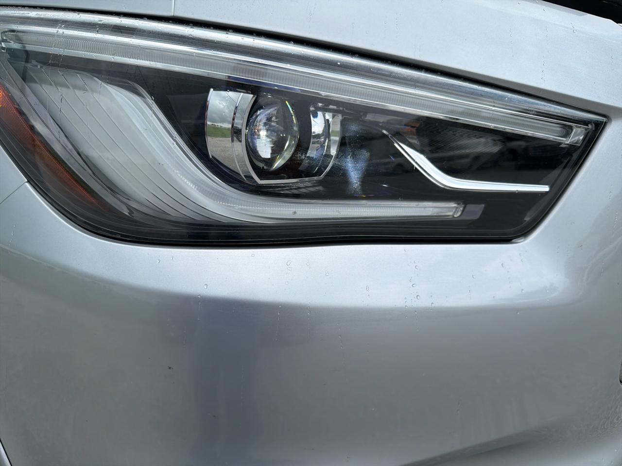 Infiniti QX80 LUXE 2019