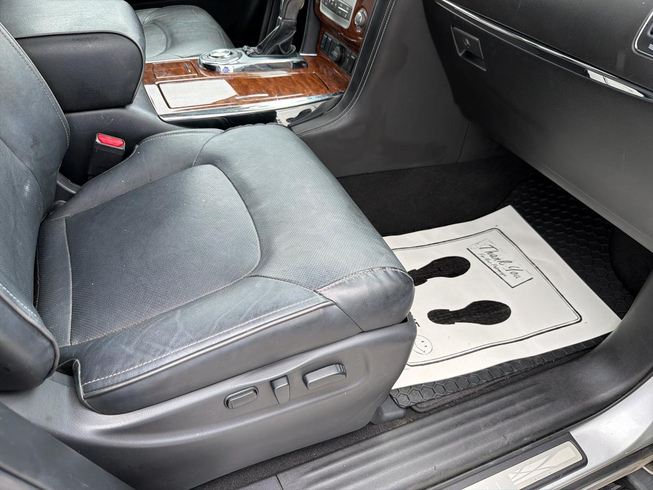 Infiniti QX80 LUXE 2019
