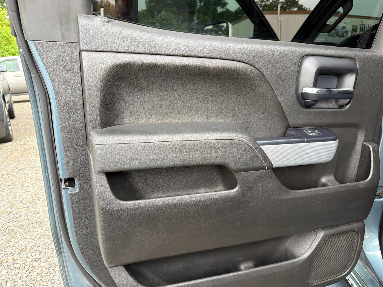 Chevrolet Silverado 2500HD 4WD Crew Cab 172" LTZ 2015