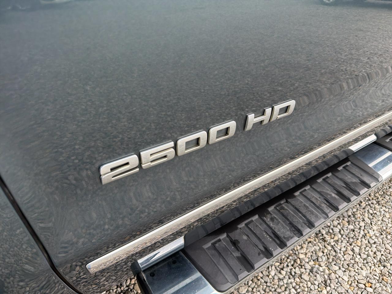 Chevrolet Silverado 2500HD 4WD Crew Cab 172" LTZ 2015