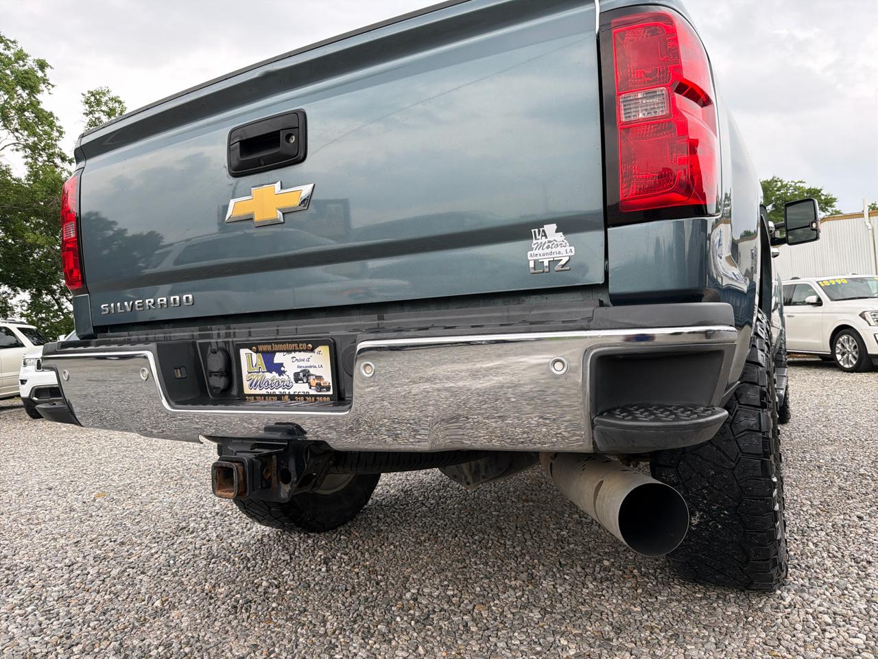 Chevrolet Silverado 2500HD 4WD Crew Cab 172" LTZ 2015