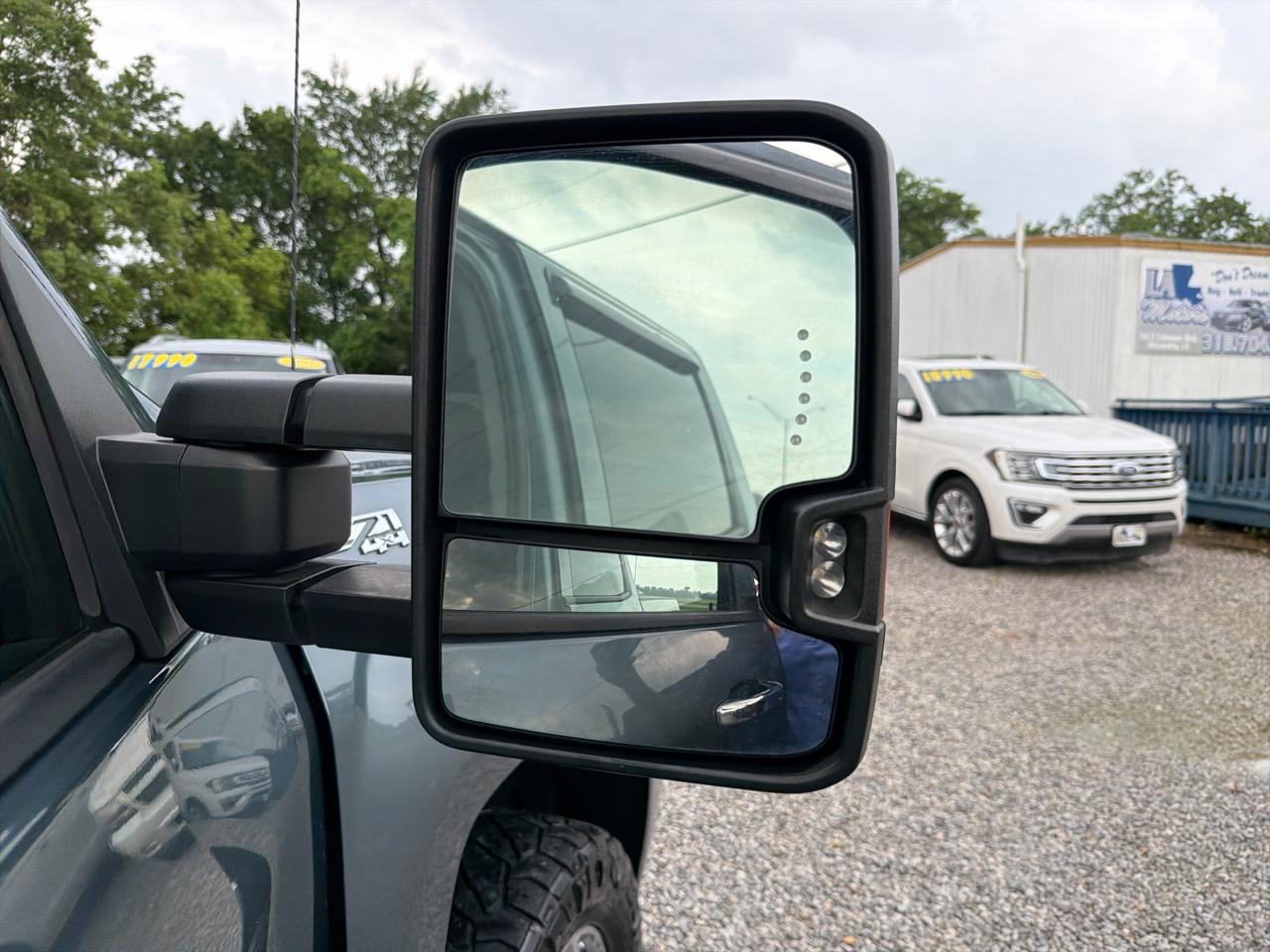 Chevrolet Silverado 2500HD 4WD Crew Cab 172" LTZ 2015